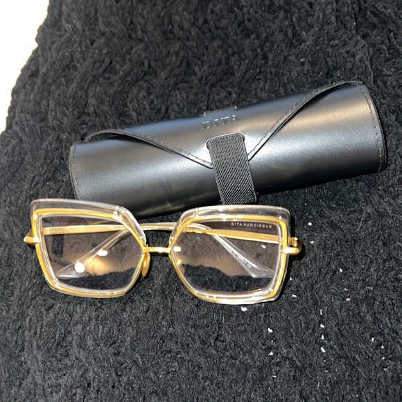 Dita Narcissus frames - Picture 2 of 5